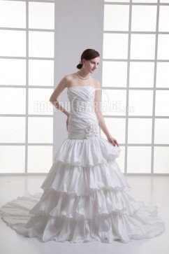 Col carré robe de mariée sirène sans manches à traîne chapelle avec fleur