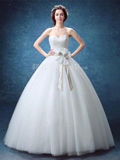 Robe de mariée princesse col en coeur sans manches avec ceinture noeud papillon