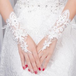 Gants de mariée en dentelle ornée de stras Gants avec lacet