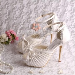 Empeigne en satin moderne chaussure de mariée à talon très haut