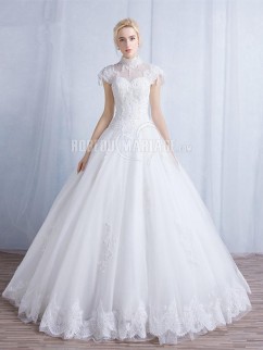 Col haut robe de mariée princesse en dentelle sans manches