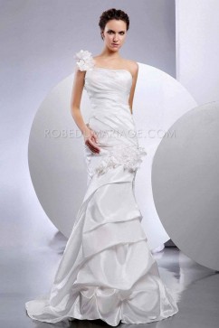 Robe de mariée moderne sirène asymétrique froncée taffetas pétales  