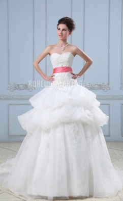 Col en coeur robe de mariée sans bretelle avec ruban en couleur en organza