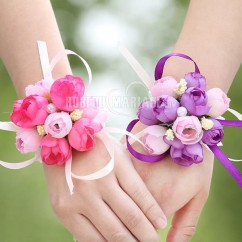 Fleur de poignet avec lastex pour mariage décoré de 10 petits fleurs