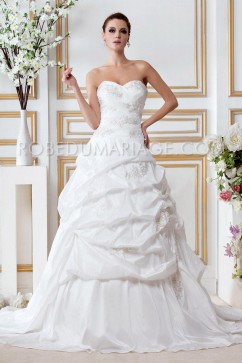 Classique robe de mariage décolletée en coeur drapée taffetas 