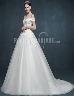 A-ligne robe de mariée princesse épaule dégagée applique perles en tulle