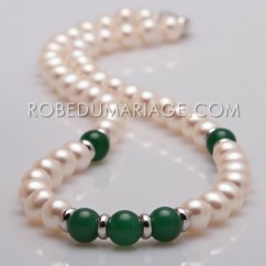 Collier de perles de culture d eau douce jade raffinée pêche prèsque ronde 