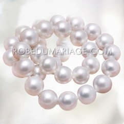 Collier de perles de culture d eau douce blanches bien rondes tout simple